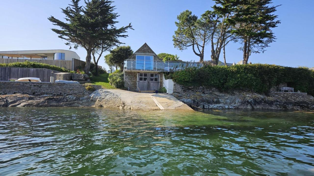The Boathouse Villa Сент Моуес Екстериор снимка