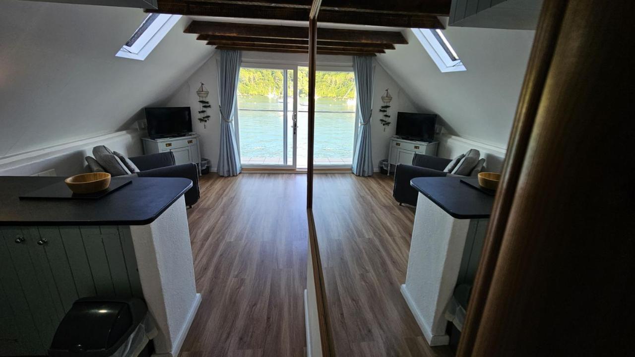 The Boathouse Villa Сент Моуес Екстериор снимка